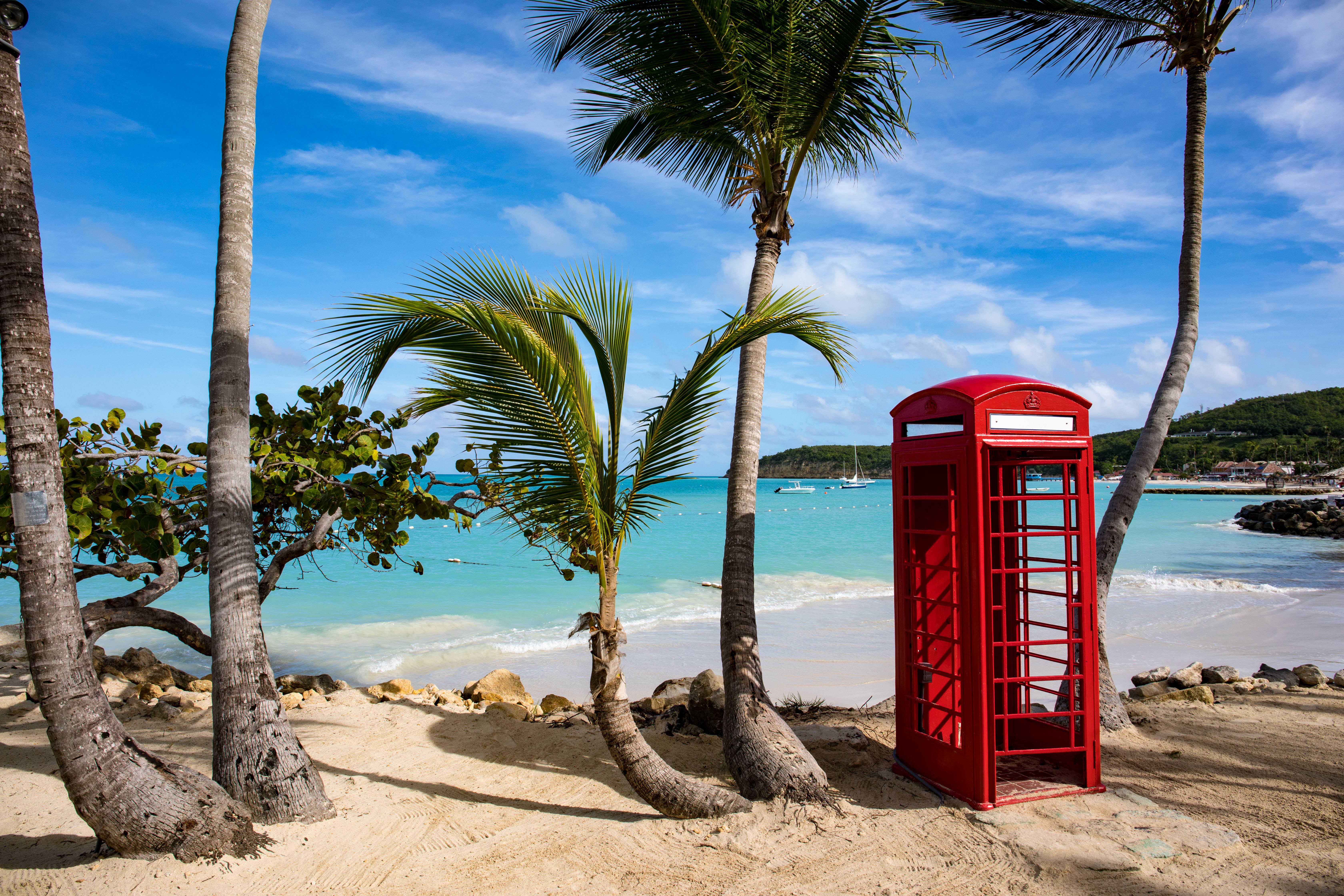 RIF Trust califica Dickenson Bay como una de las mejores playas de Antigua y Barbuda.