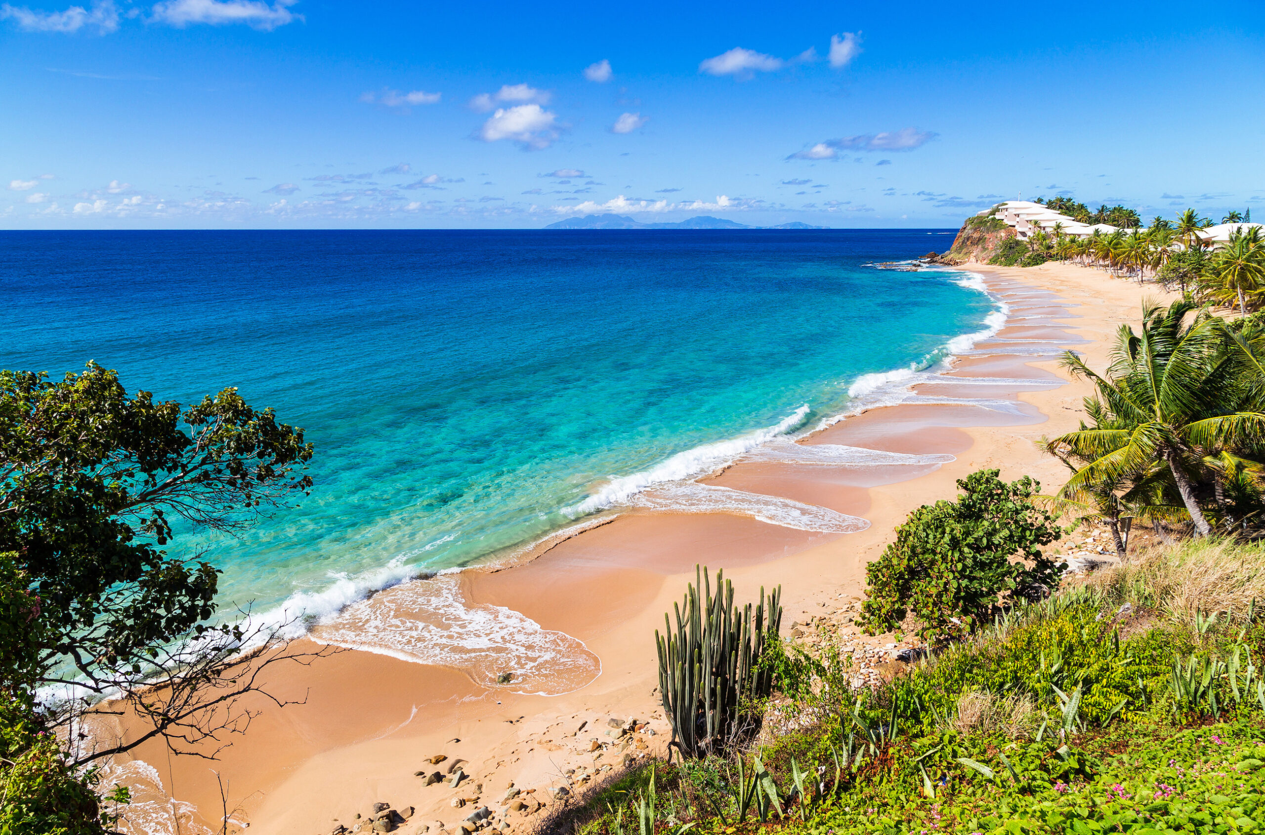 Discover the Best 7 Beaches in Antigua
