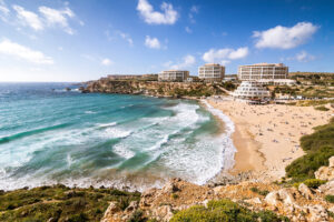 Si es residente permanente en Malta, la playa nunca está lejos.