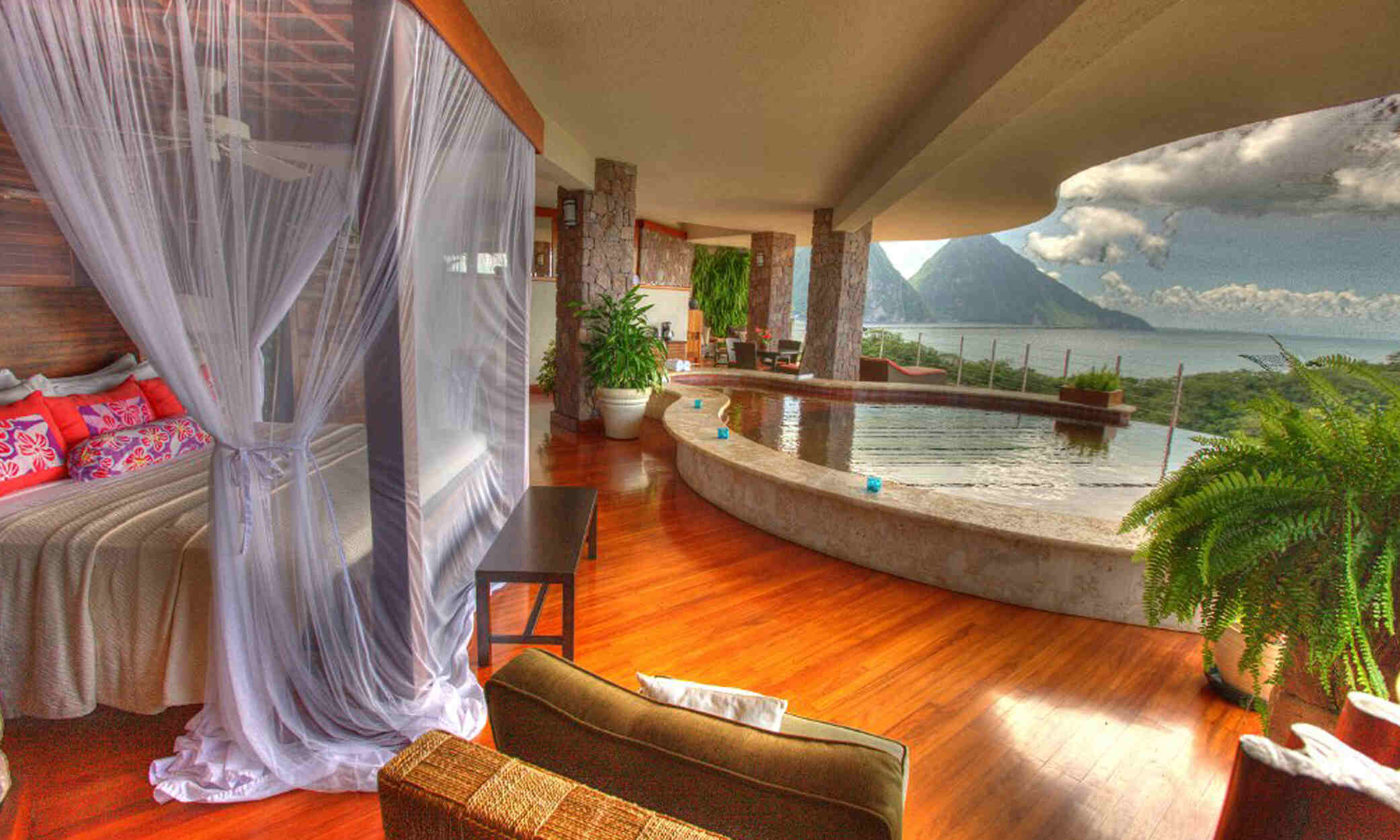 The best luxury resorts in St Lucia include Jade Mountain.