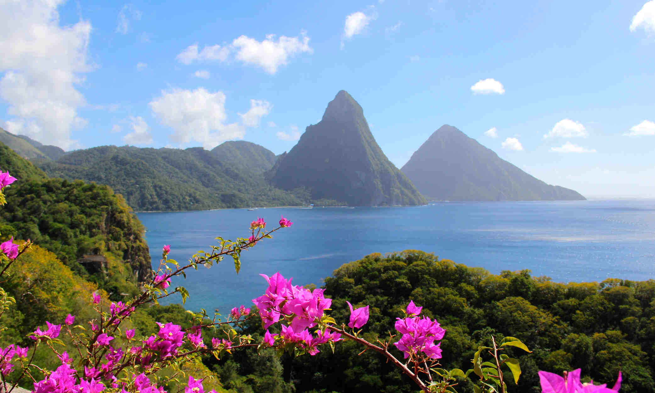Where Are the Best Luxury Resorts in St Lucia in 2025?