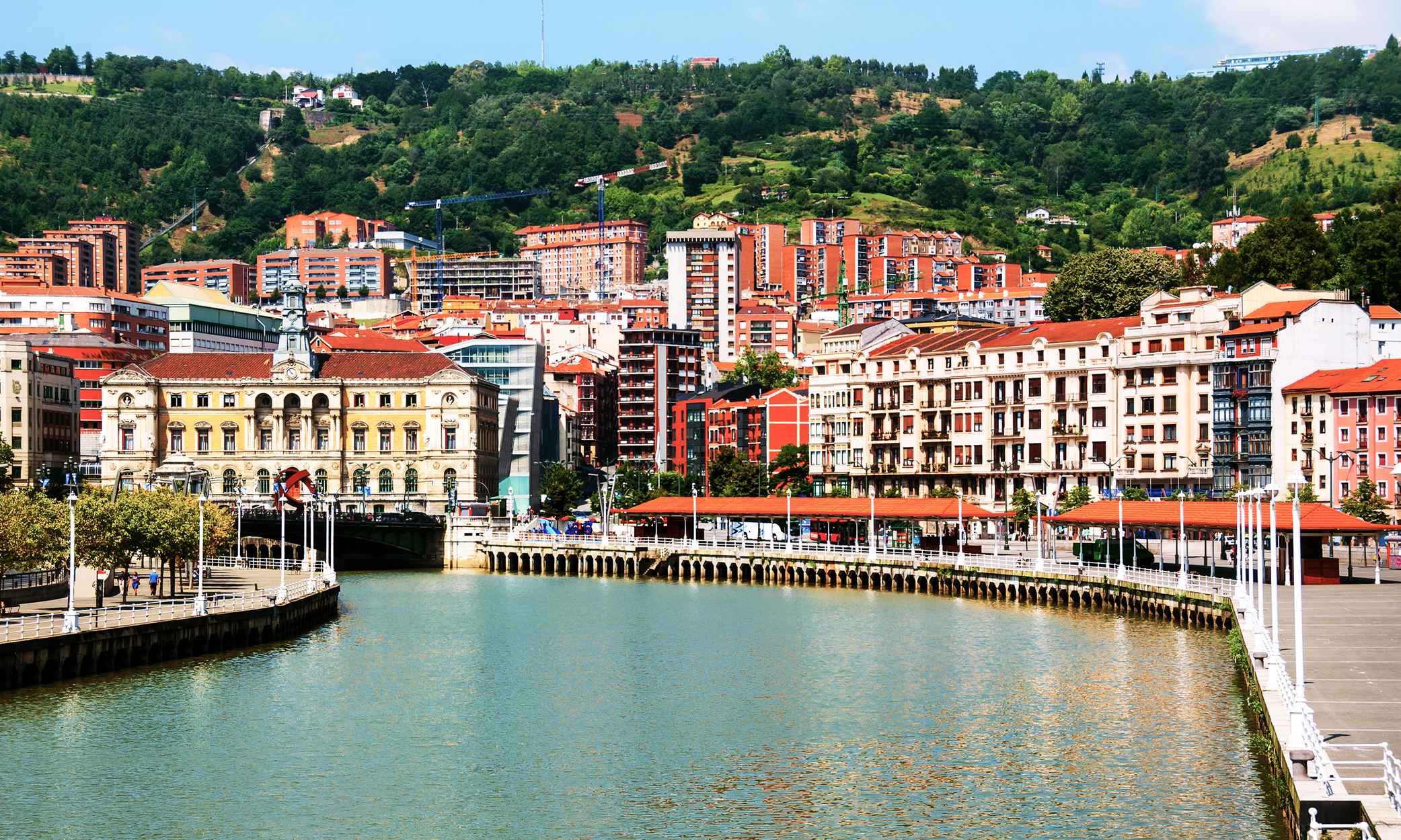 İspanya Golden Visa sahipleri için en iyi 11 üs arasında Bilbao bulunmaktadır.