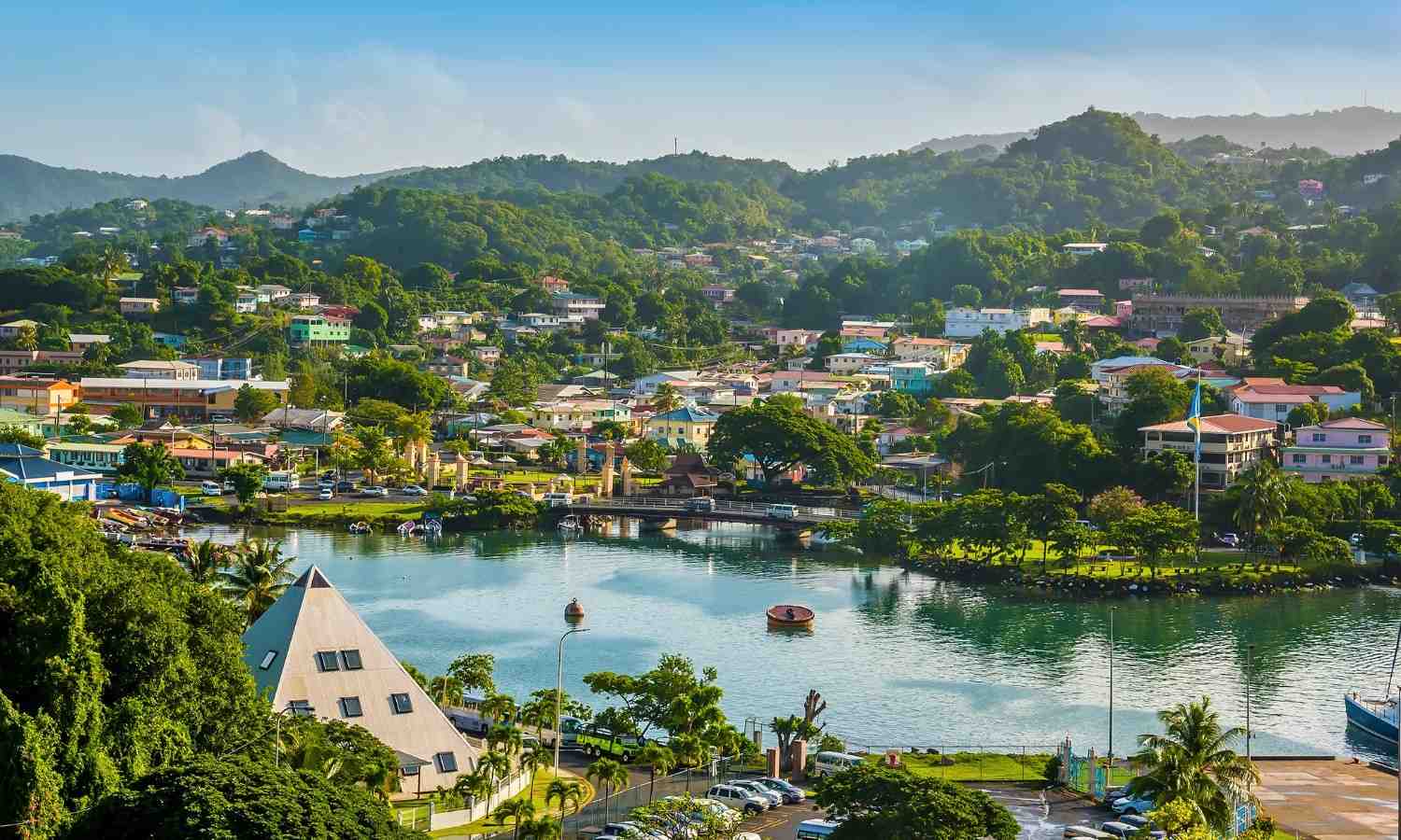 St Lucia Yatırım Yoluyla Vatandaşlığın cazibesi nedir?