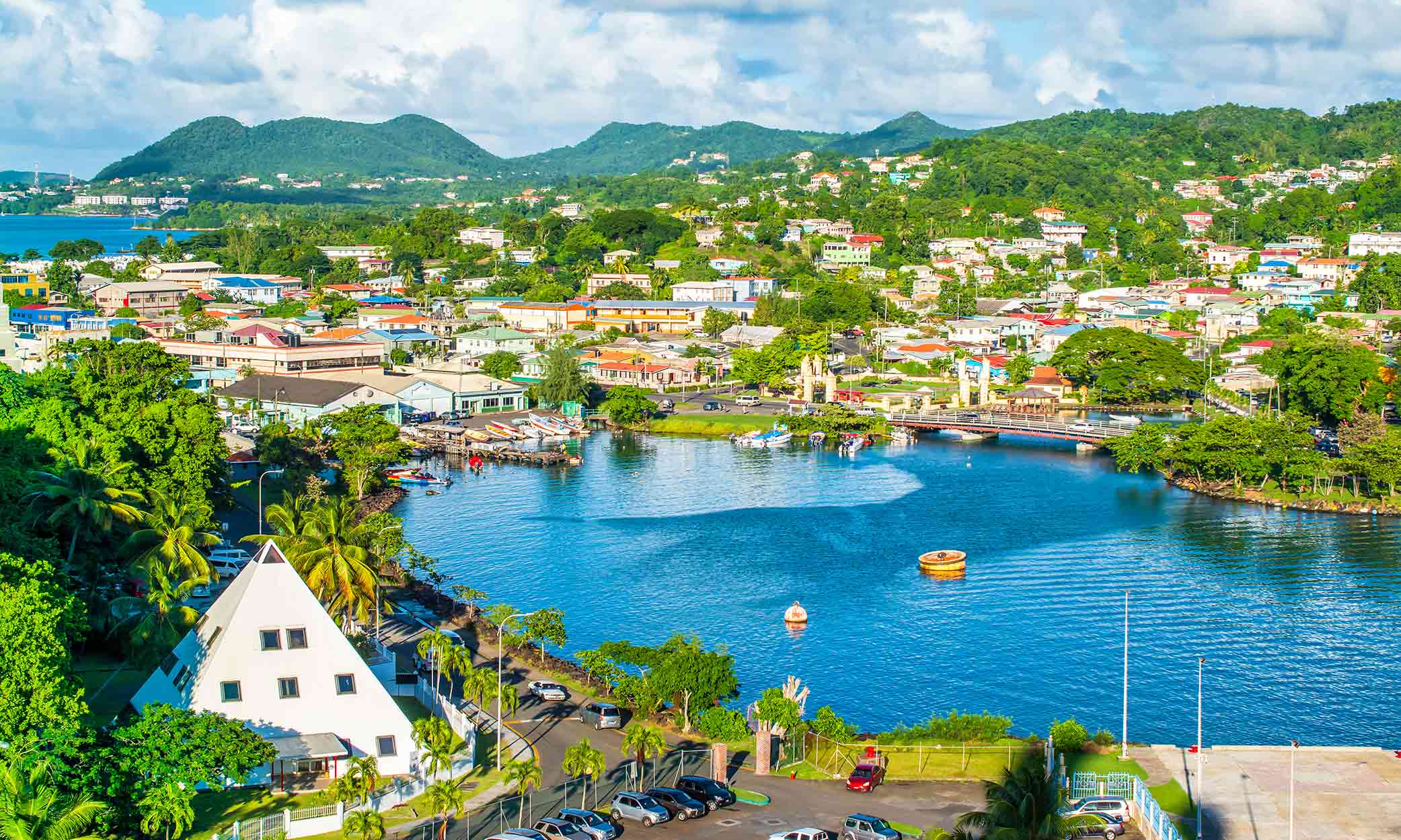 Bạn có muốn đầu tư vào quốc tịch St Lucia không?