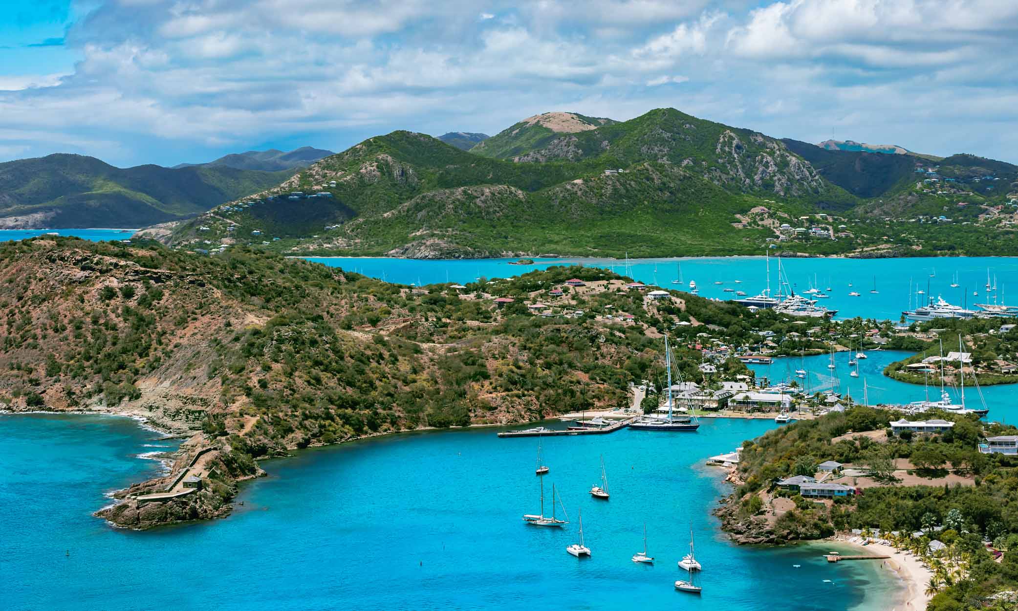 Antigua ve Barbuda'ya bağlılık yemini edebileceğiniz yerleri öğrenin